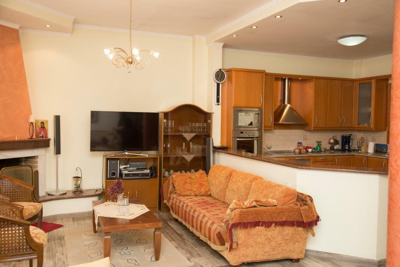 Veta'S Spacious Central Apartment Σέρρες Εξωτερικό φωτογραφία